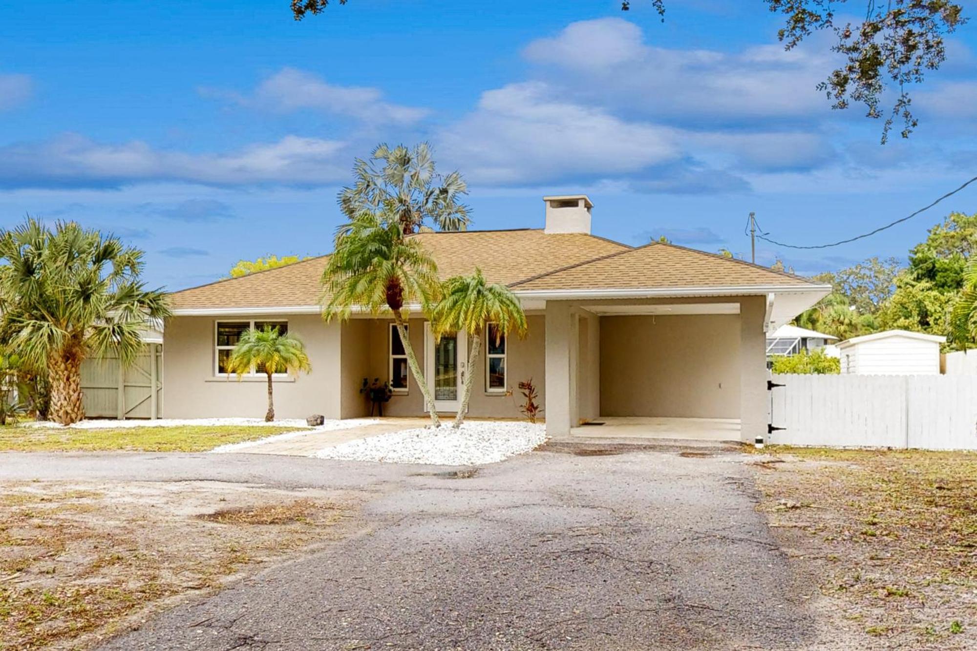 The Tiki Bay House Villa Sarasota Exterior photo